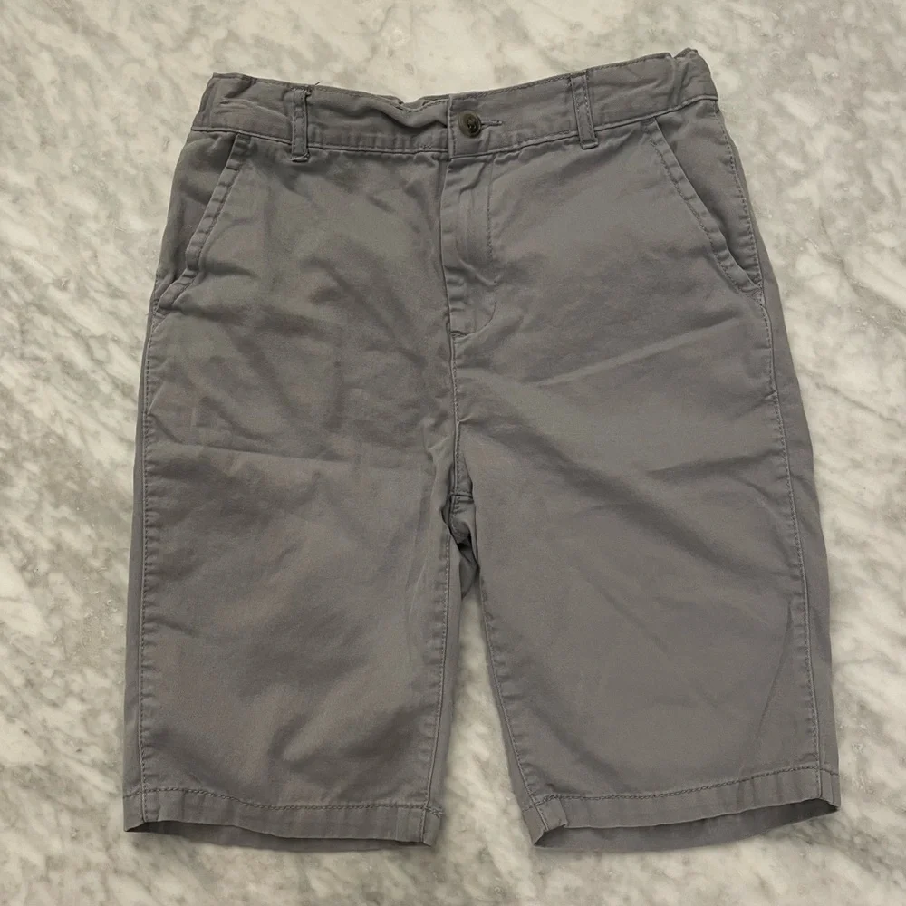 The Children’s Place Boy’s Cotton Gray Shorts Size 14
